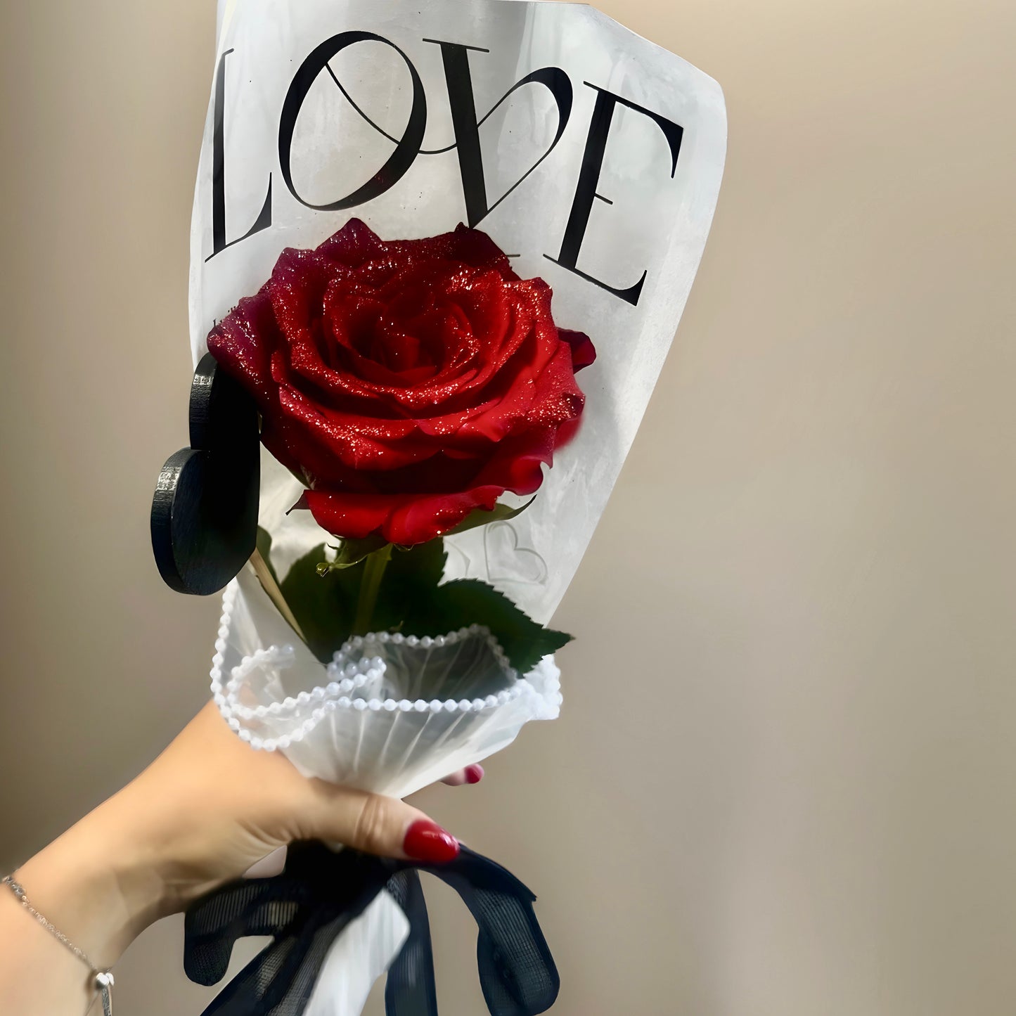Love in Bloom – A Charming Floral Gesture from the Heart