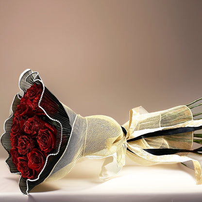 The Long Stemmed Red Rose Glitter Bouquet – Romantic Luxury with a Sparkling Touch